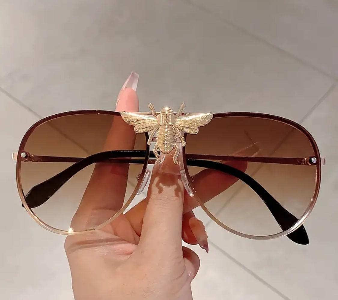 Gold Bee Aviator Sunglasses