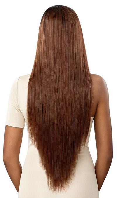 Outre Sleeklay Deep C Part Lace Wig 30" - Darby